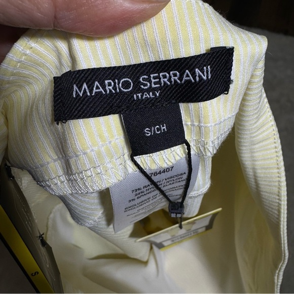 Mario Serrani Yellow & White Capri Pants size Small - Picture 9 of 11